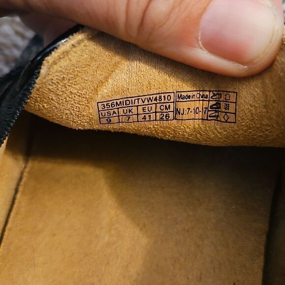 Black and Gray Slip-On Sneakers - Picture 4 of 6